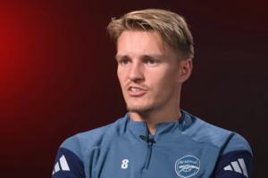 PG模拟器-厄德高:约克雷斯能吸引防守球员注意,并为我们创造更多空间