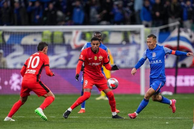 电子游戏官网-传海港酝酿换枪一人高危？战泰山无缘首发疑点重重